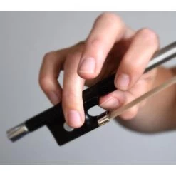 MÜSING Carbon Ergo Violin Bow C3 7 MÜSING Carbon Ergo Violin Bow C3 -Violin Haven Shop 091c9863d84fdd5510d31235ab6fa145 704102bogenhaltung modern