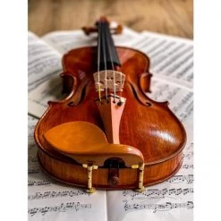 Conrad GÖTZ Stradivari Chin Rest -Violin Haven Shop 2f7c334b862a8b165a94aa419f9389de 504209 3