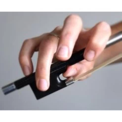MÜSING Carbon Classic Violin Bow C3 -Violin Haven Shop a1702e39560b69f2cf4daa17c1ec7fe4 704105bogenhaltung klassisch